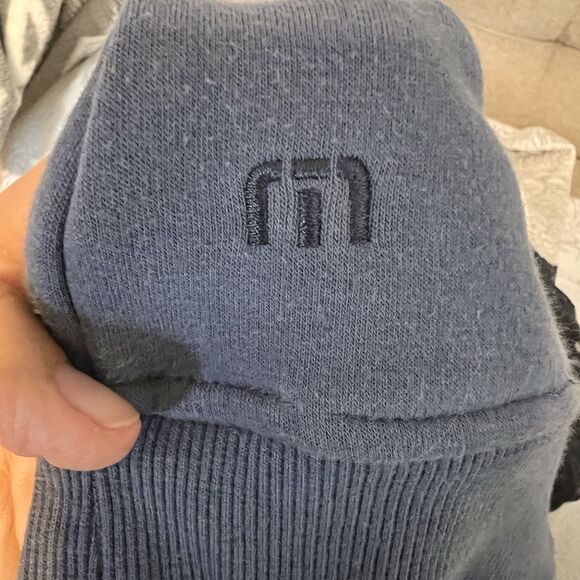 Travis Mathew Crew Neck Pullover Sweatshirt Size Small Blue EUC Soft Classic - Picture 7 of 7